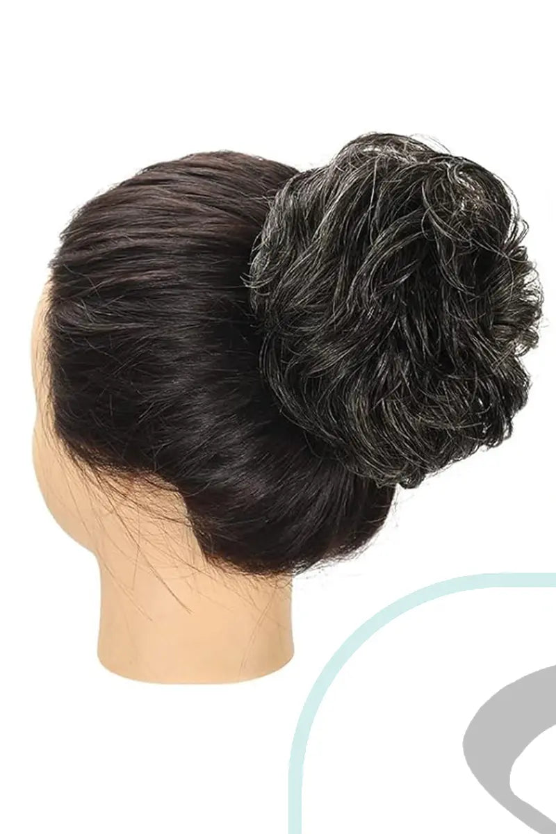 Pieza de cabello con moño desordenado Seully gris oscuro