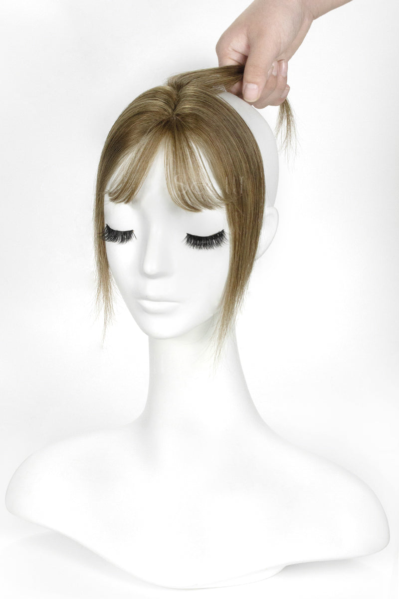 Mannequin head with a a Light Chestnut Brown
