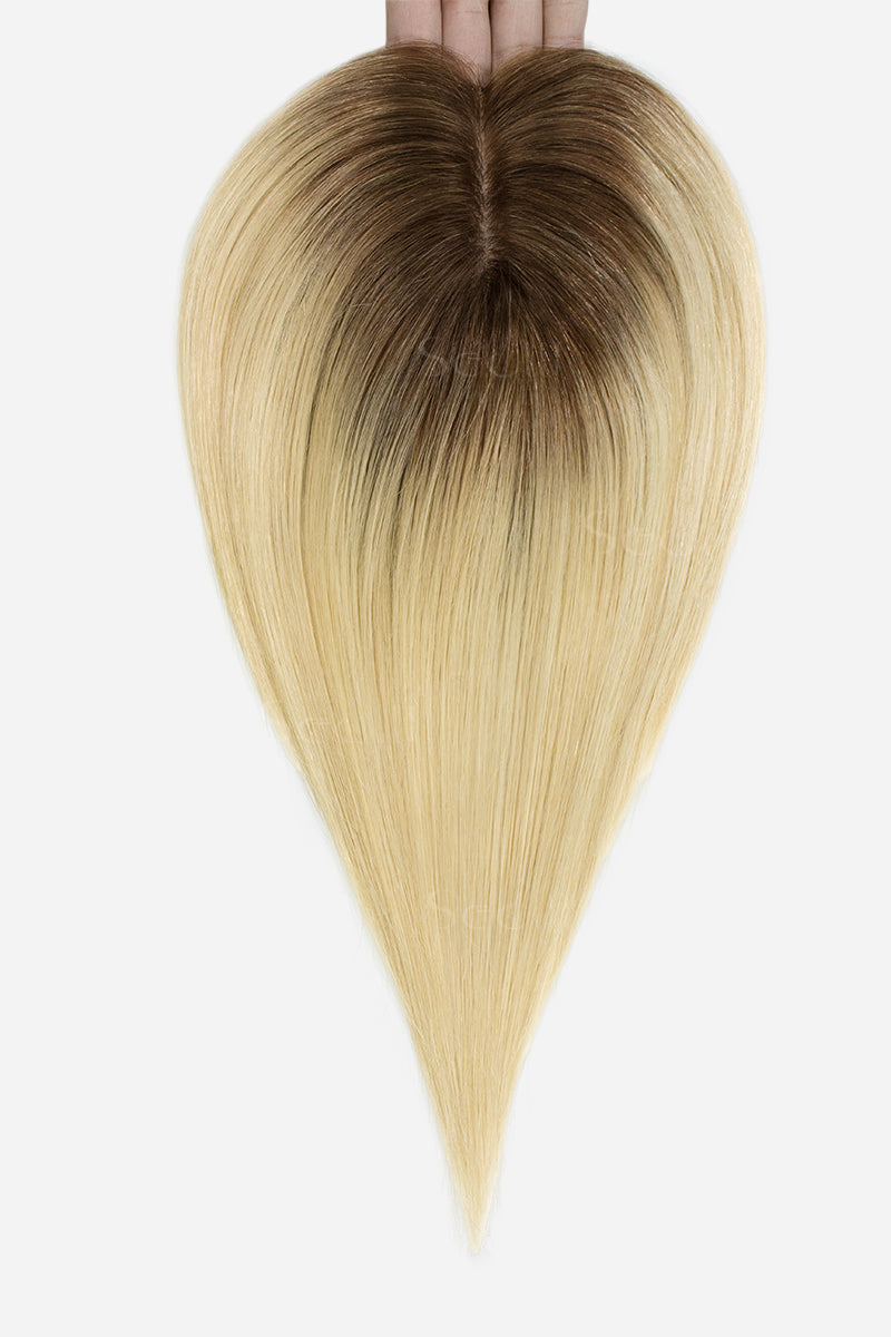 Topper de Cabello Humano Remy con Base de Seda Flavia | Rubio Claro con Reflejos 