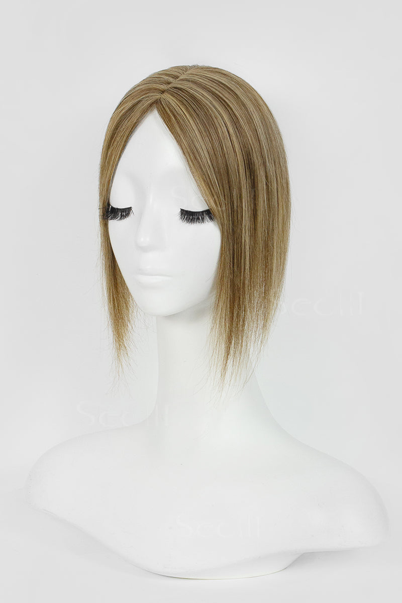 Mona Topper de Cabello Humano Hecho a Mano Castaño Medio con Reflejos Cálidos 