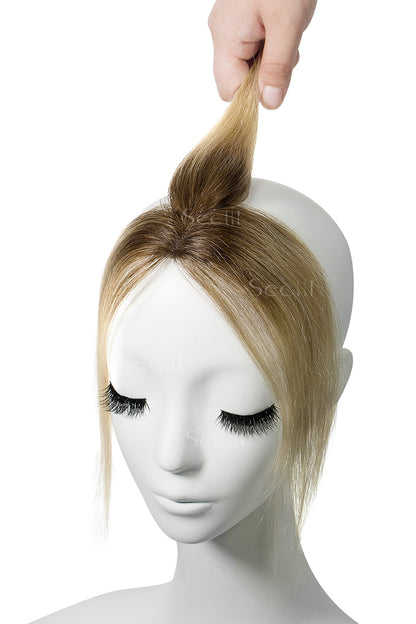 Magic Pixie Topper Blond clair avec mèches 